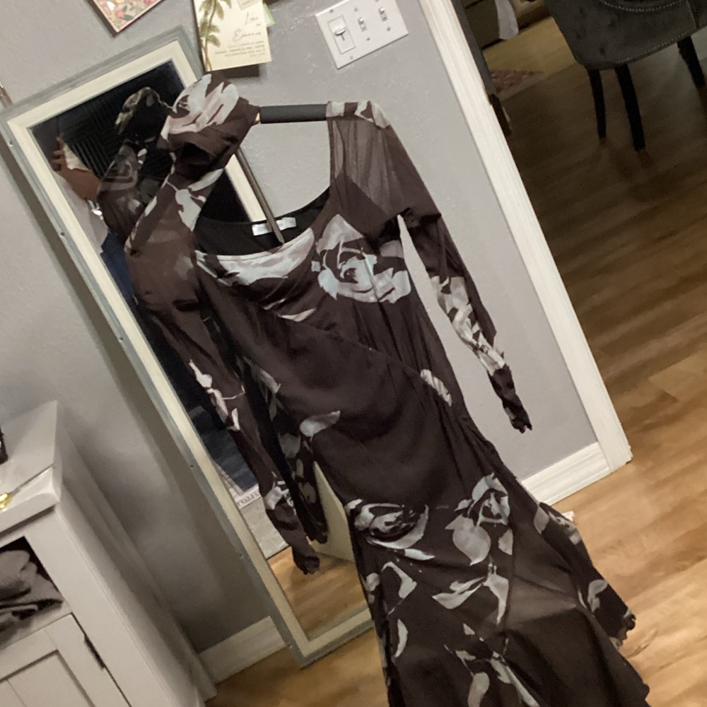 Sale!!! Elegant Brown Floral Dress w/mock turtleneck by Amazone - size 2